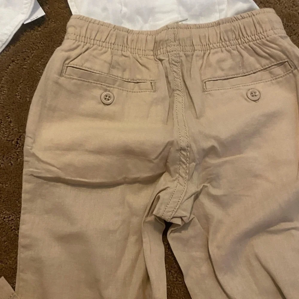 Gap Boys White Button Down Shirt & Tan Pants Set New Size 4